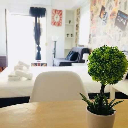 Korona βeach αpartments *