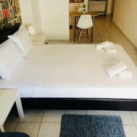 アパート Korona βeach αpartments レティムノ